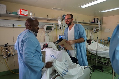 Dr. Leidinger in Tanzania