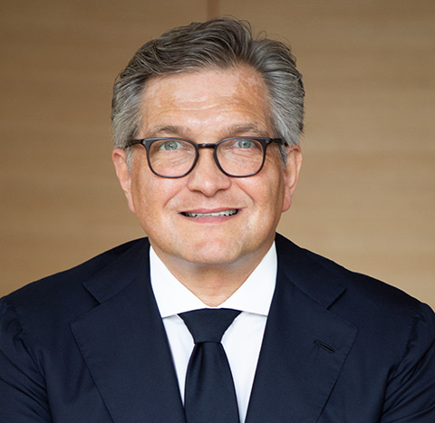 Roger Härtl, MD Roger Härtl, MD