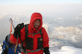 Stefano Kaslowski mountain climbing